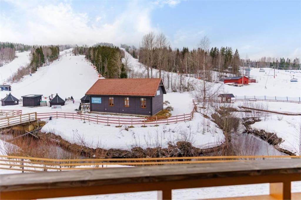 Kungsbergetnatur Järbo Buitenkant foto